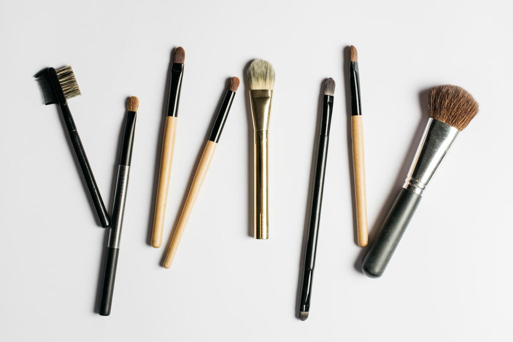 The Distinction Between Natural and Vegan Brushes